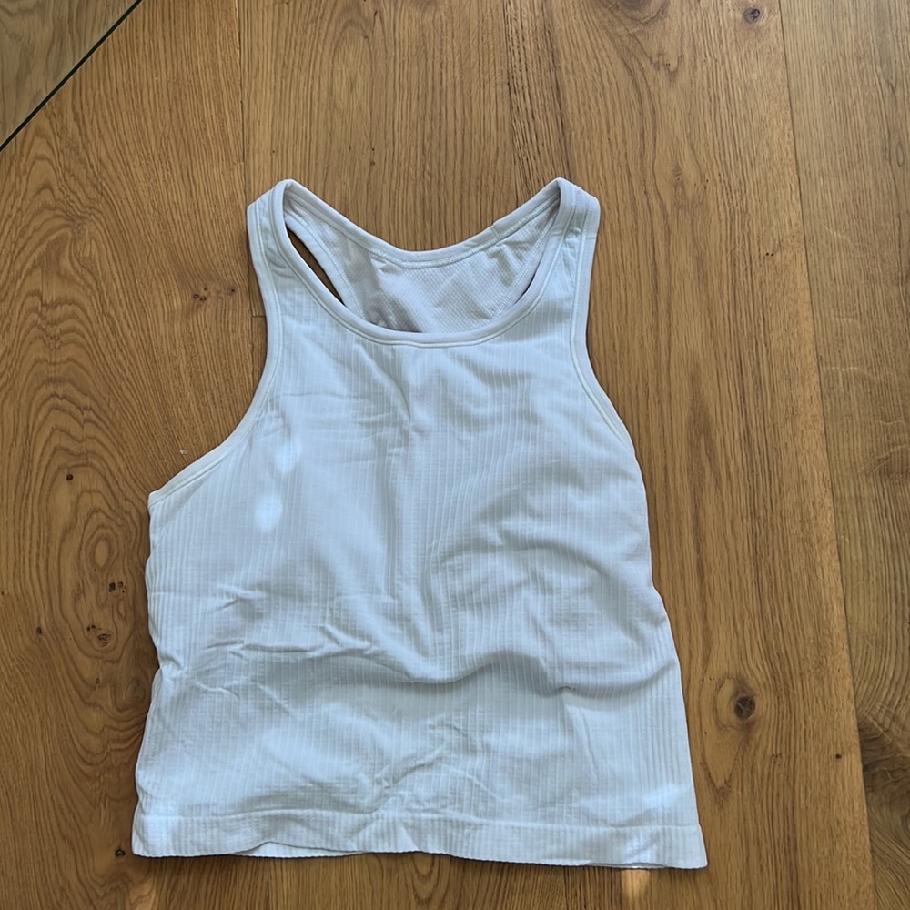 Ebb to the street cropped tank top